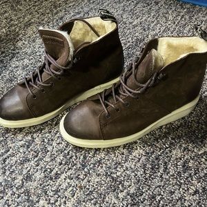 Dr martens boots size 9w